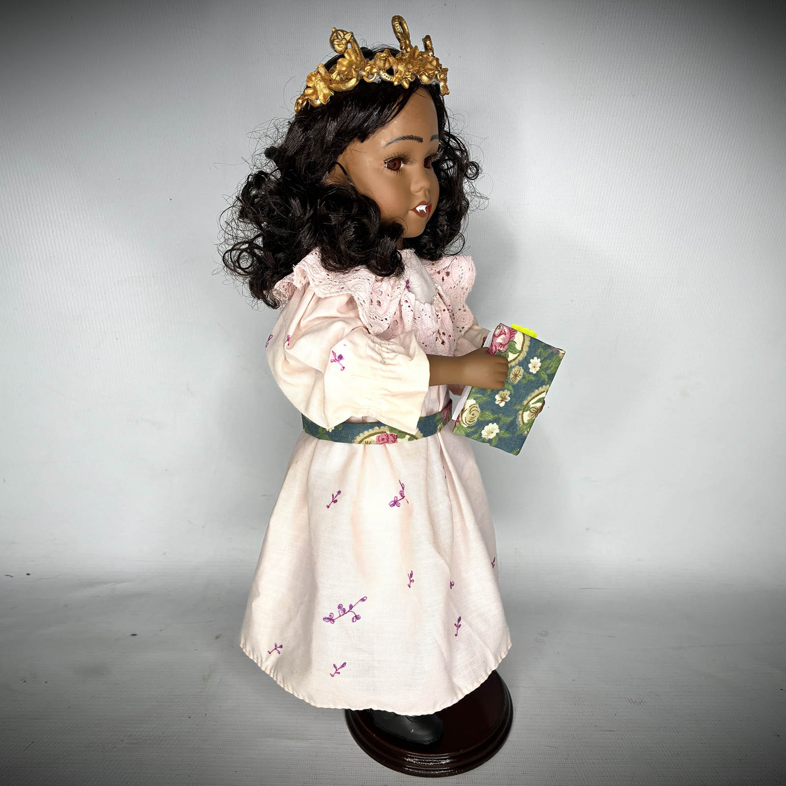Custom Claudia Season 1 Art Doll Signed By Erika Schulte